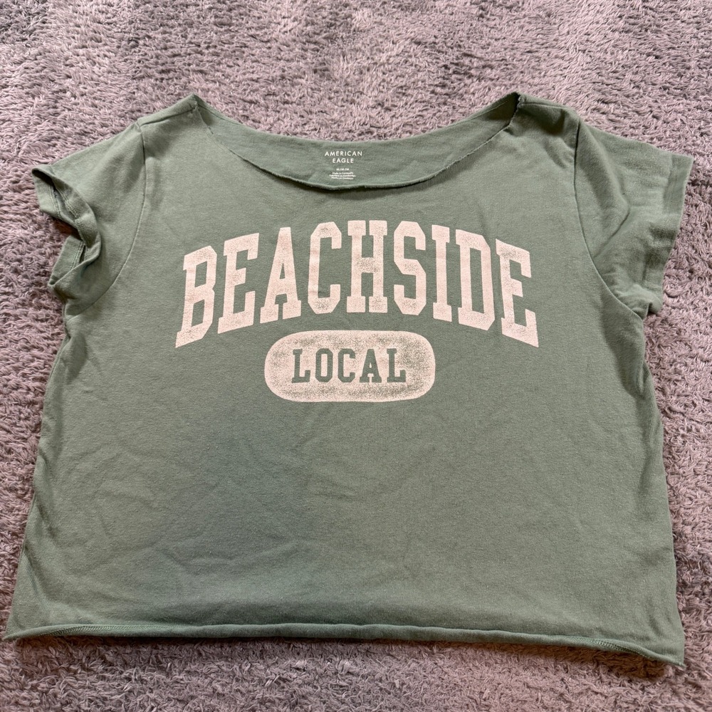 American Eagle Beachside Local Graphic Crop Top Size M Green Short Sleeve Tee